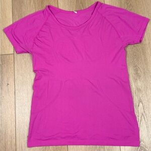 Lululemon Women’s Short Sleeve Swiftly Tech Pink Size 10